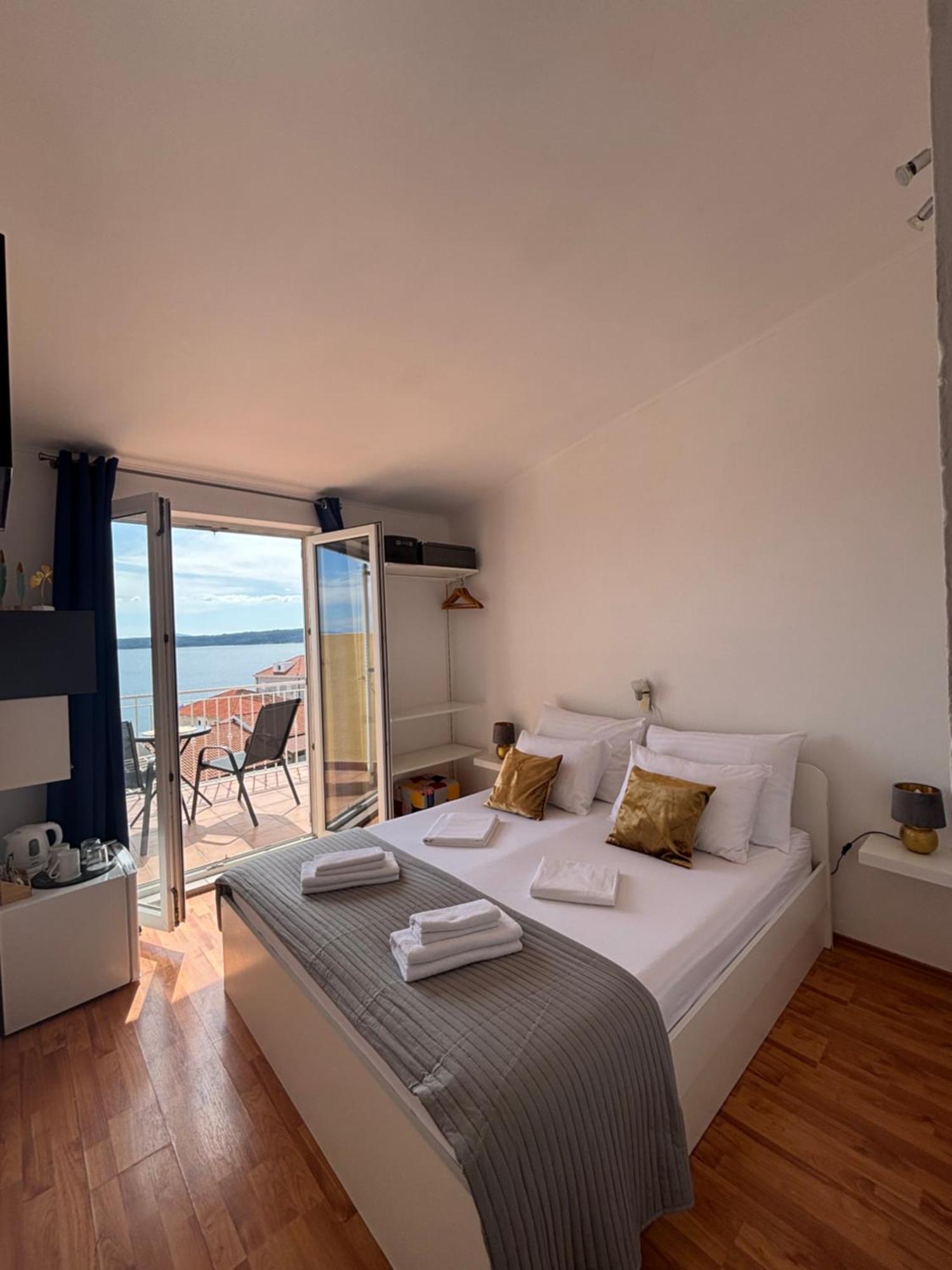 Plava Laguna Zavala Dış mekan fotoğraf