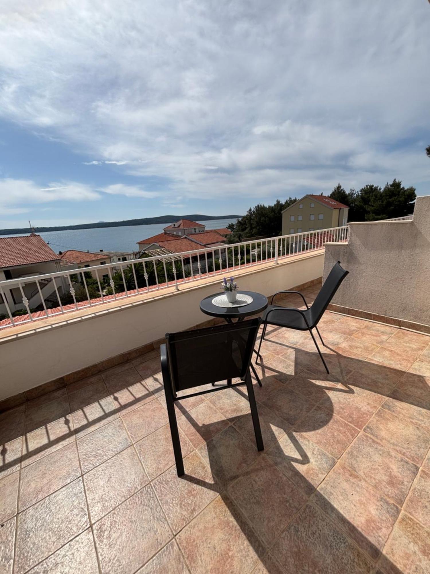 Plava Laguna Zavala Dış mekan fotoğraf